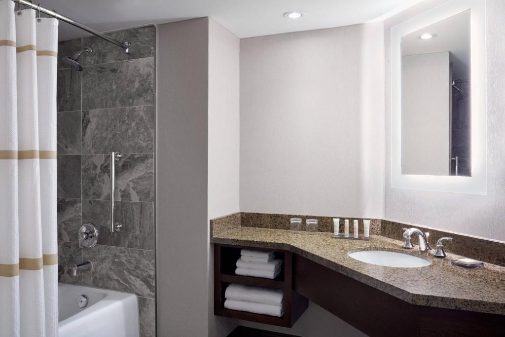 Niagara Falls Marriott Fallsview Hotel & Spa - Resim 41