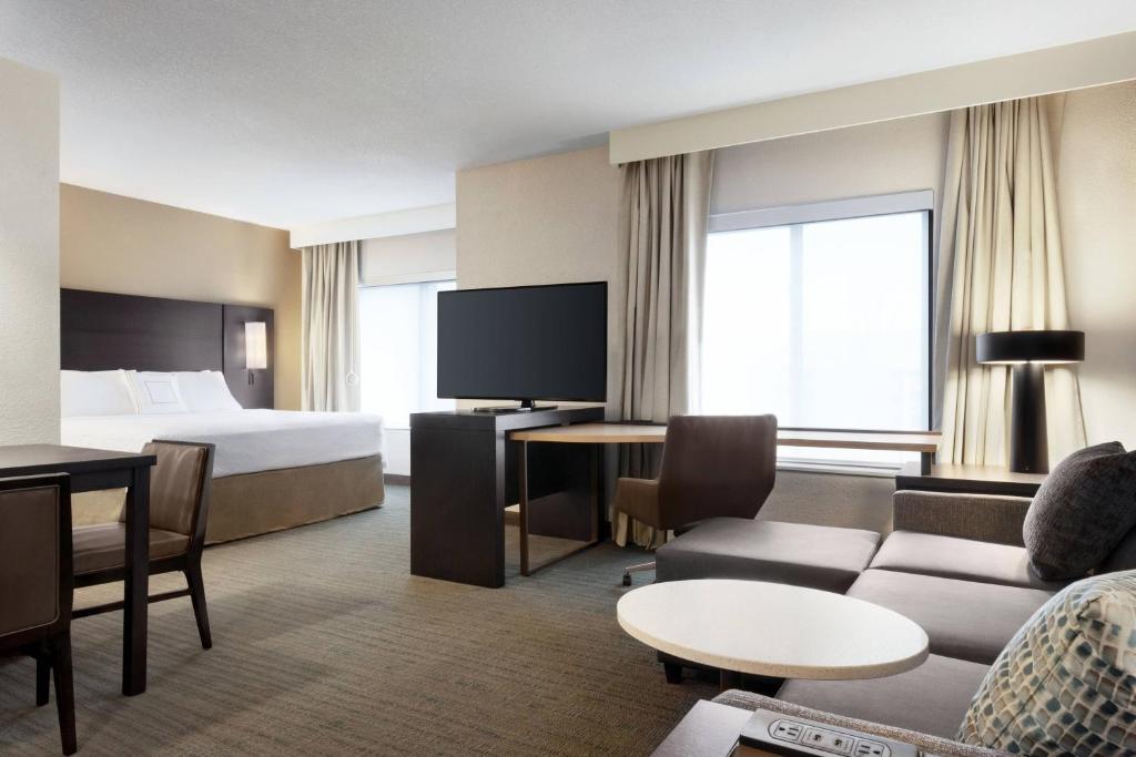 Residence Inn by Marriott Minneapolis St. Paul/Eagan - Studio, 1 King, Alternate Bed: Sofa Bed, City View