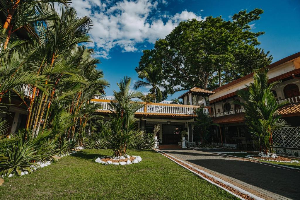 Jardín al aire libre en Hotel Villabosque Eco Boutique