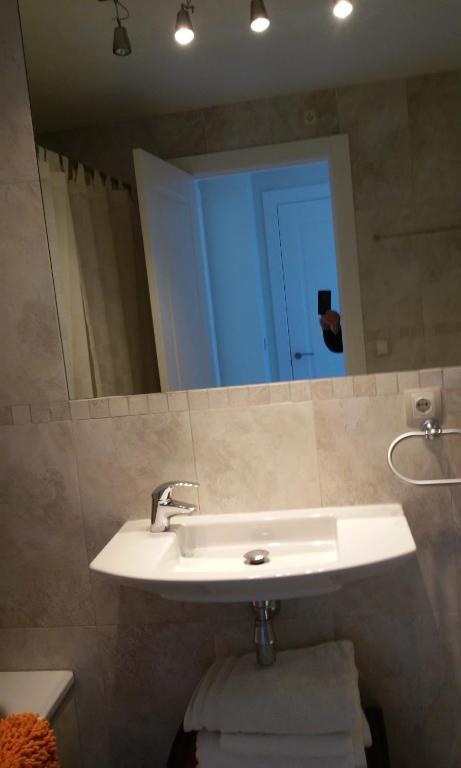 Koupelna v ubytování Apartment Carmentxu Gemelos 26