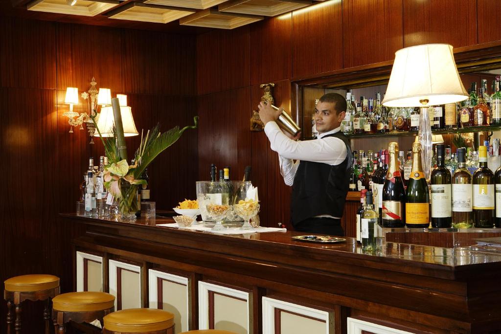 Hotel De La Ville - Resim 38