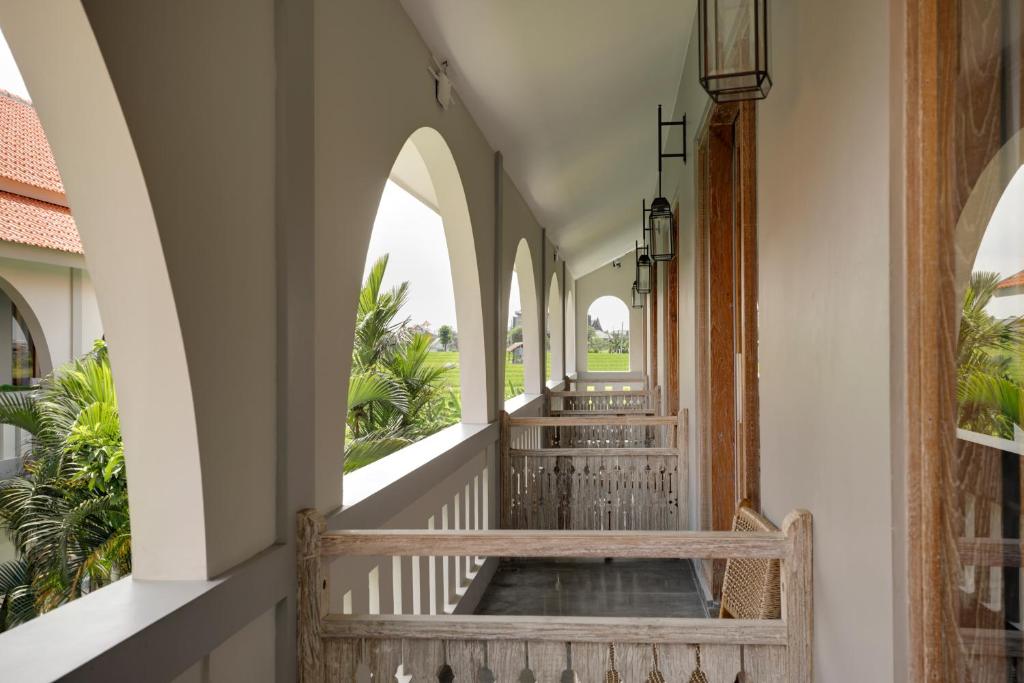 MAHALONA BALI STAY - 1