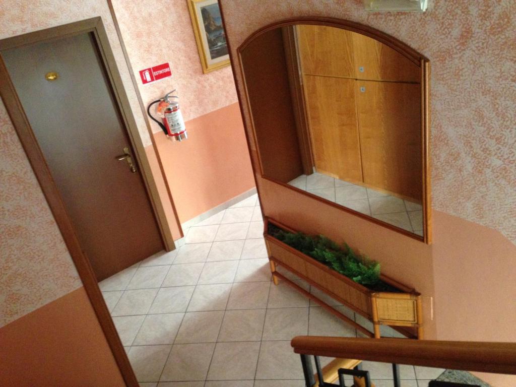 Fotografie z fotogalerie ubytování Hotel La Caravella v Miláně