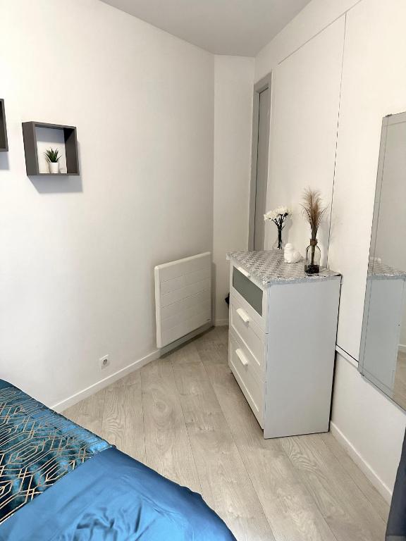 Fotografia z galérie ubytovania Jolie appartement duplex 2 min gare-Disney et paris 15 min v destinácii Noisy-le-Grand