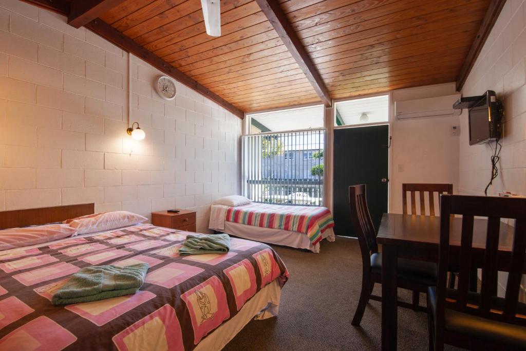 Aaryn Court Motel - Resim 27