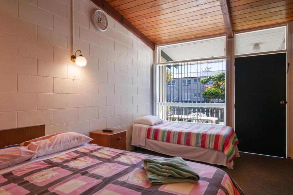 Aaryn Court Motel - Resim 28