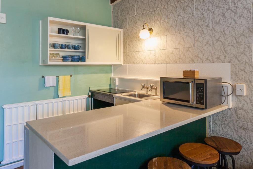 Aaryn Court Motel - Resim 37