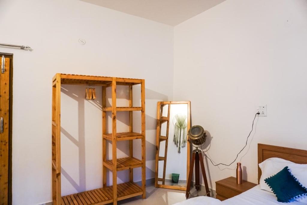 Postel nebo postele na pokoji v ubytování Flashpackers Bir - Rooms & Dorms