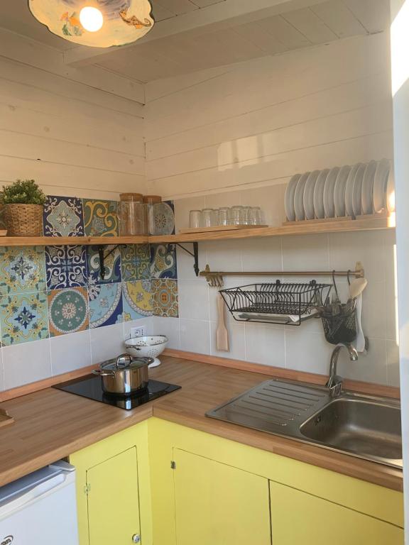 Kuchyň nebo kuchyňský kout v ubytování Cilento rooms