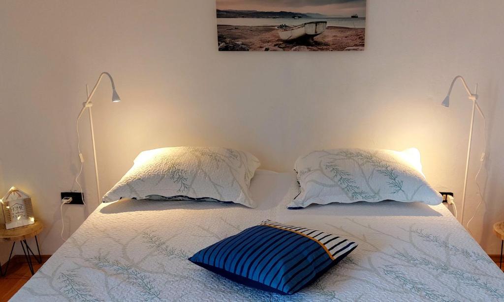 Postel nebo postele na pokoji v ubytování Apartment Obala