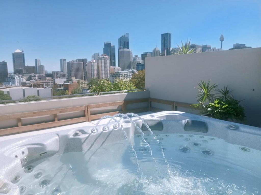 Apartamento Surry Hills Penthouse with Rooftop Jacuzzi (Australia ...