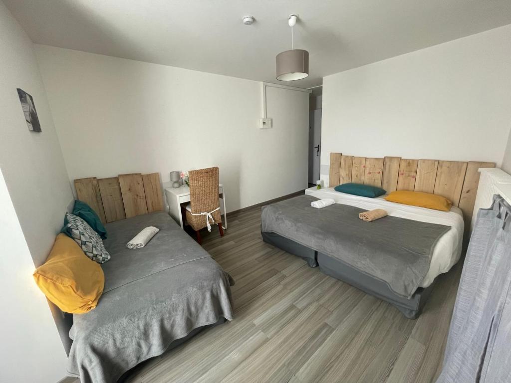 Postel nebo postele na pokoji v ubytování Gîte:"sur le chemin"