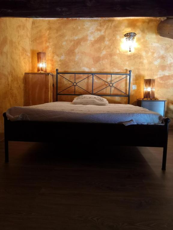 Postel nebo postele na pokoji v ubytování Gîte tournesol