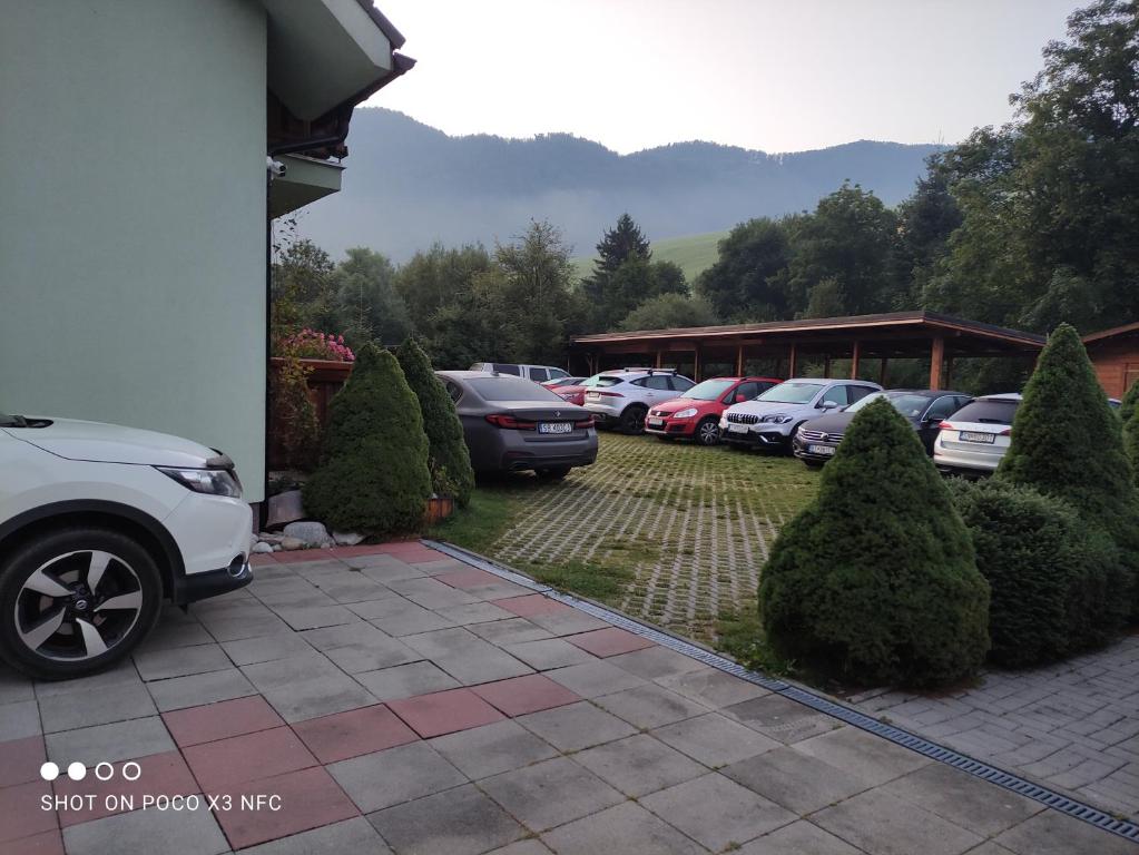 Výhľad na hory alebo výhľad na hory priamo z penziónu