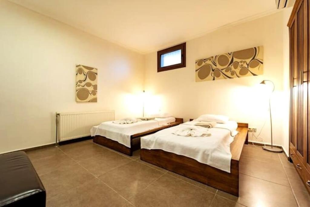A bed or beds in a room at Casa Punto