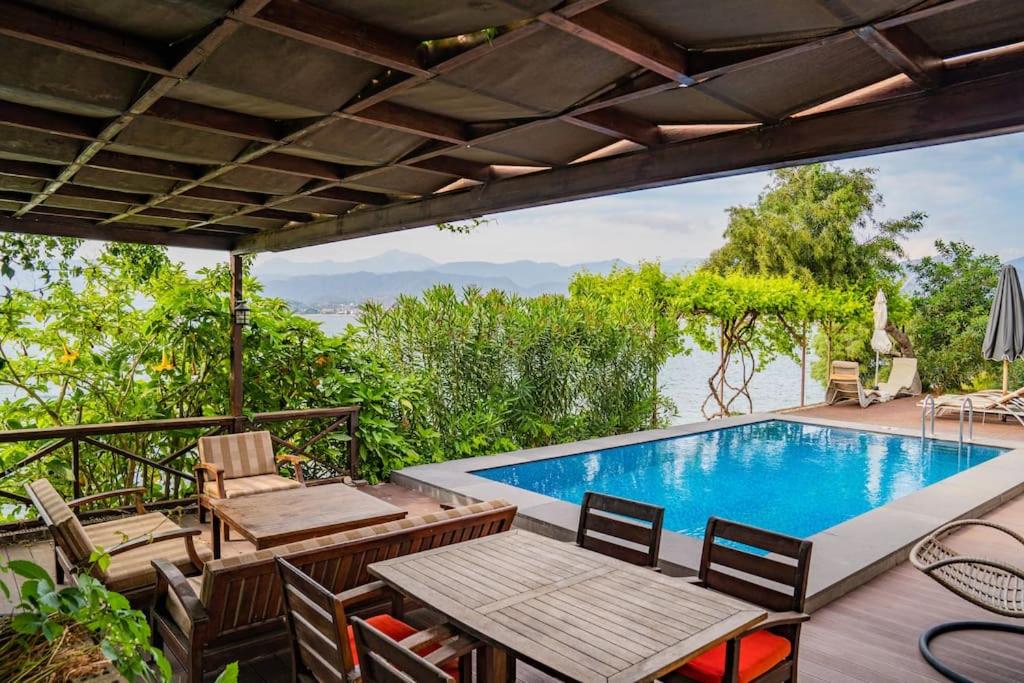 The swimming pool at or close to Casa Punto