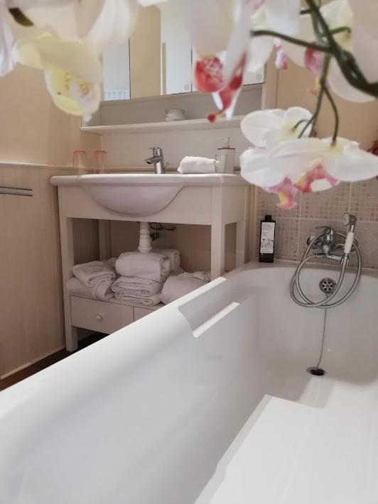 Villa Hortebise - Deluxe Double Room With Bath