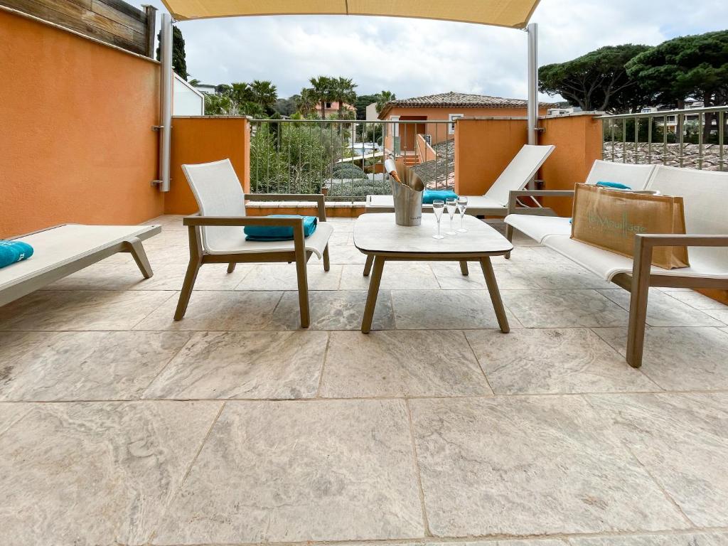 Le Mouillage - Junior Suite Con Terraza Con Vista Al Jardín