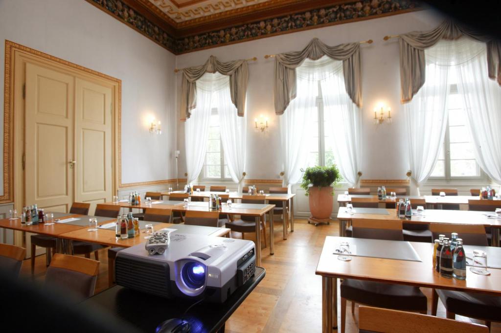Restaurace v ubytování Hotel Watthalden