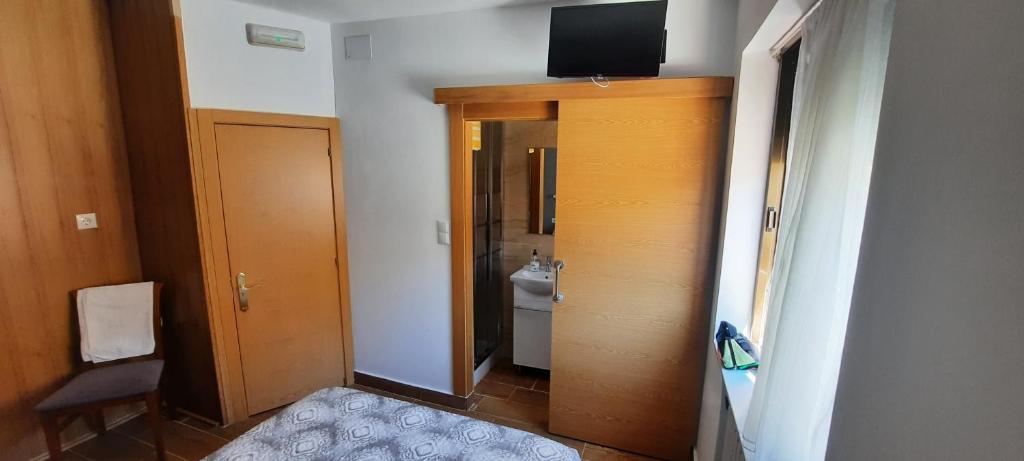 Pension La Catedral, León – Updated 2023 Prices