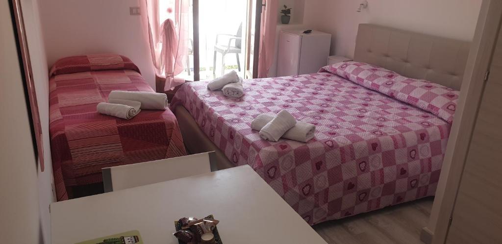 Eolie House - Sea View - Vierpersoonskamer Met Balkon
