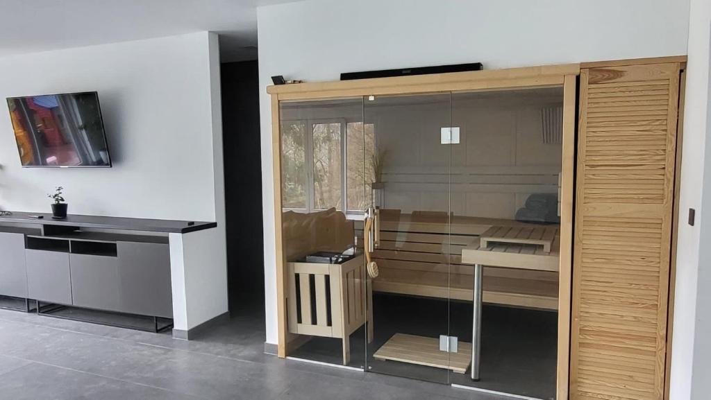 Fotografie z fotogalerie ubytování Apartman s bazénem a saunou v Kadani