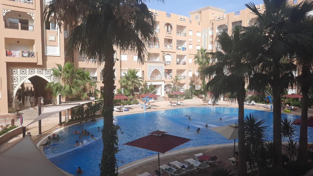 Appartement avec vue piscine