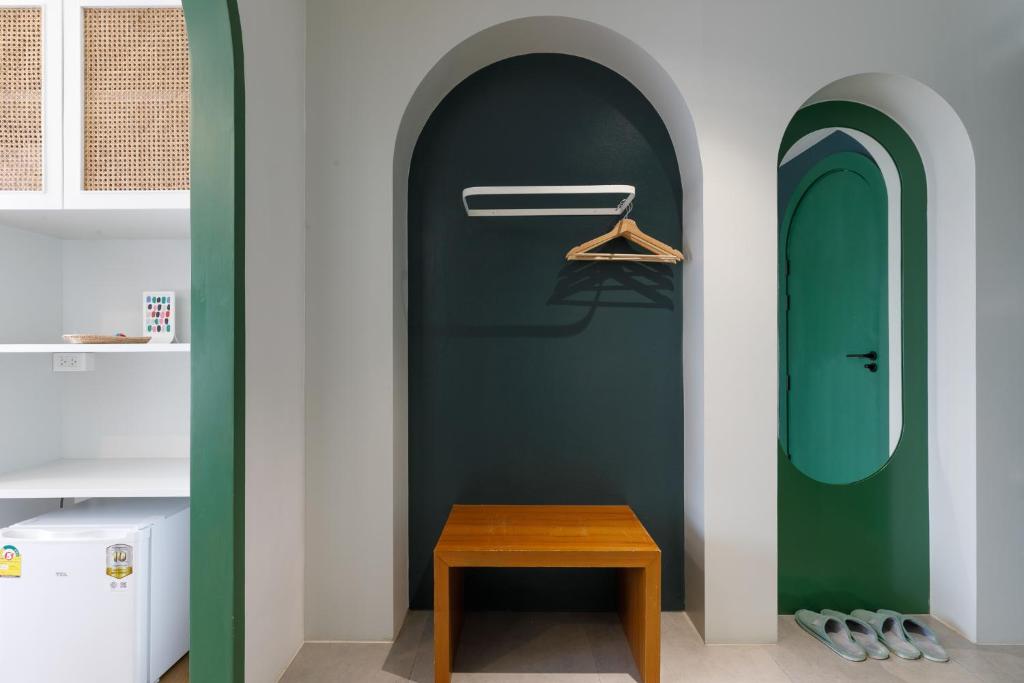 Grow home -Stay and space, Self check-in - 10