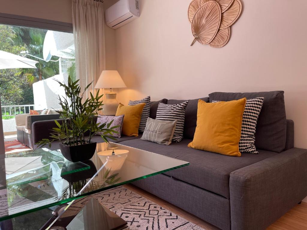 Posedenie v ubytovaní Suite 208, Close to the beach, 2 bedroom,Golden Mile