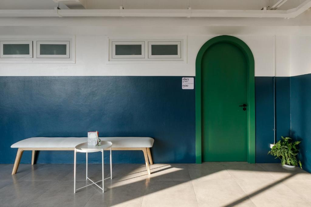 Grow home -Stay and space, Self check-in - 12