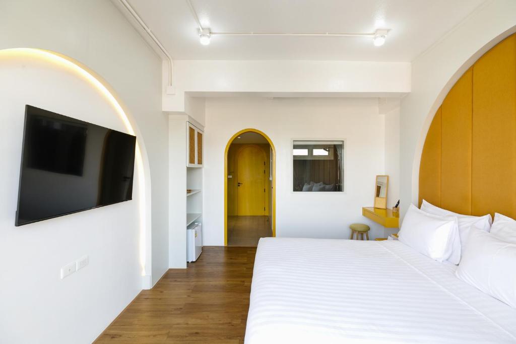 Grow home -Stay and space, Self check-in - 18