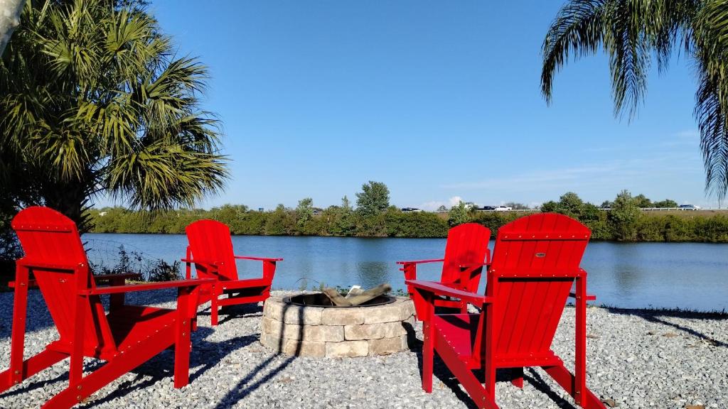 Lakeview Oasis, Gibsonton (updated prices 2024)