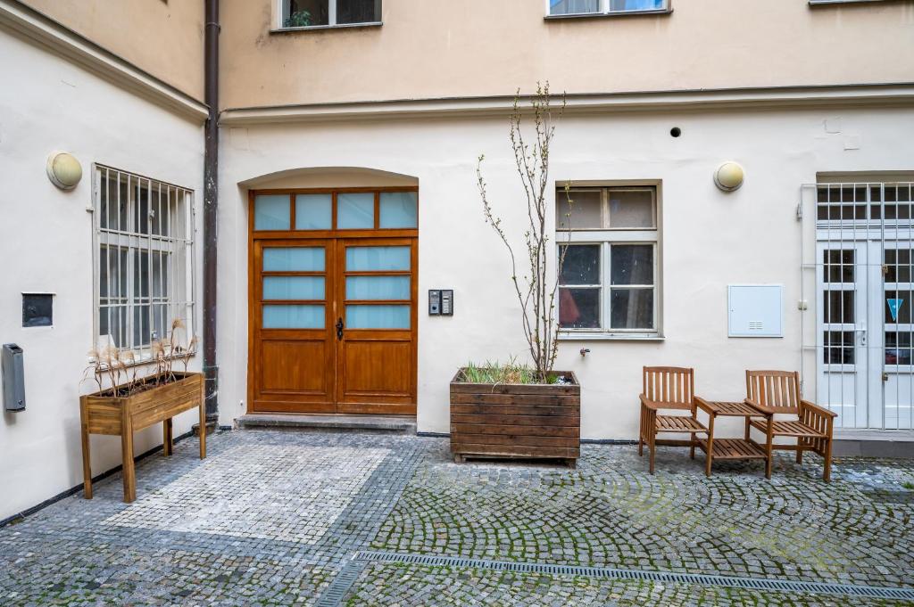 Premium Wenceslas Square Apartments - 17