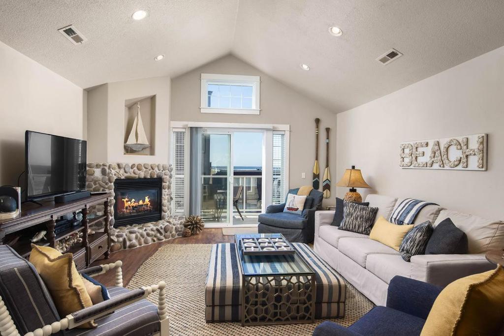 Vacation Home Pacific Townhomes by AvantStay, Rockaway Beach, OR