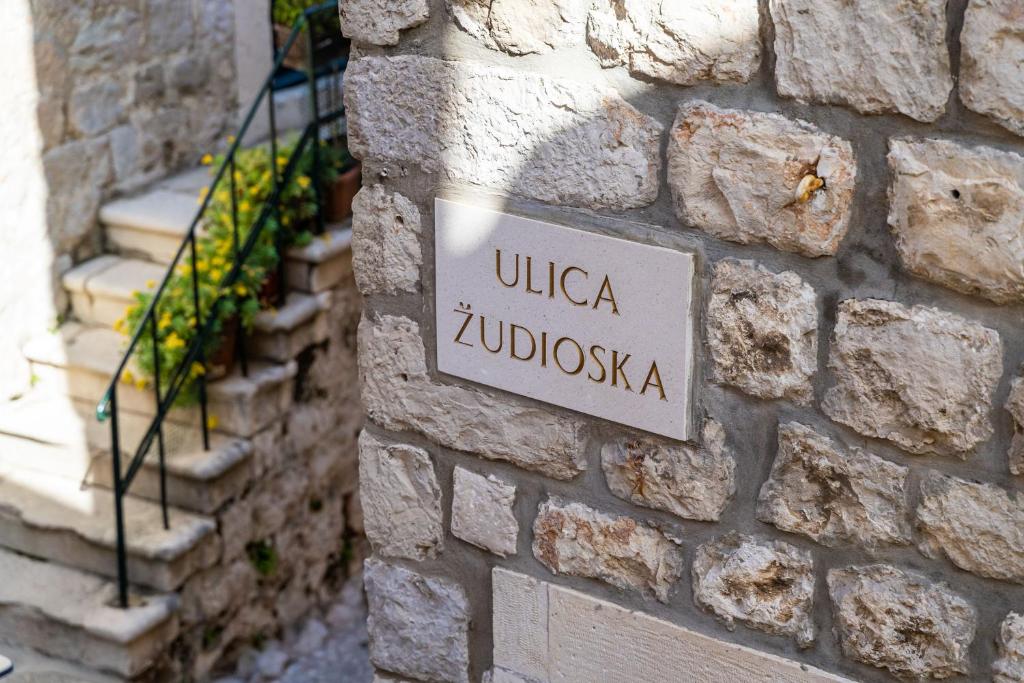 Solis Rooms Old Town - 14