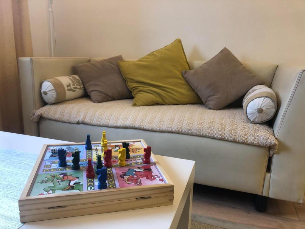 Ein Sitzbereich in der Unterkunft Superbe Appartement en plein centre-ville de Crépy
