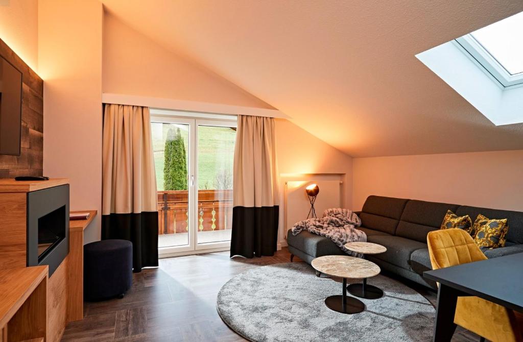 Posezení v ubytování Natur- & Genießerhotel Der Birkenhof