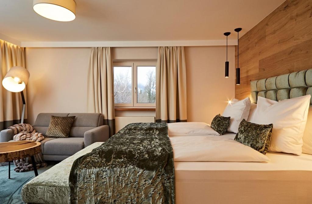 Postel nebo postele na pokoji v ubytování Natur- & Genießerhotel Der Birkenhof