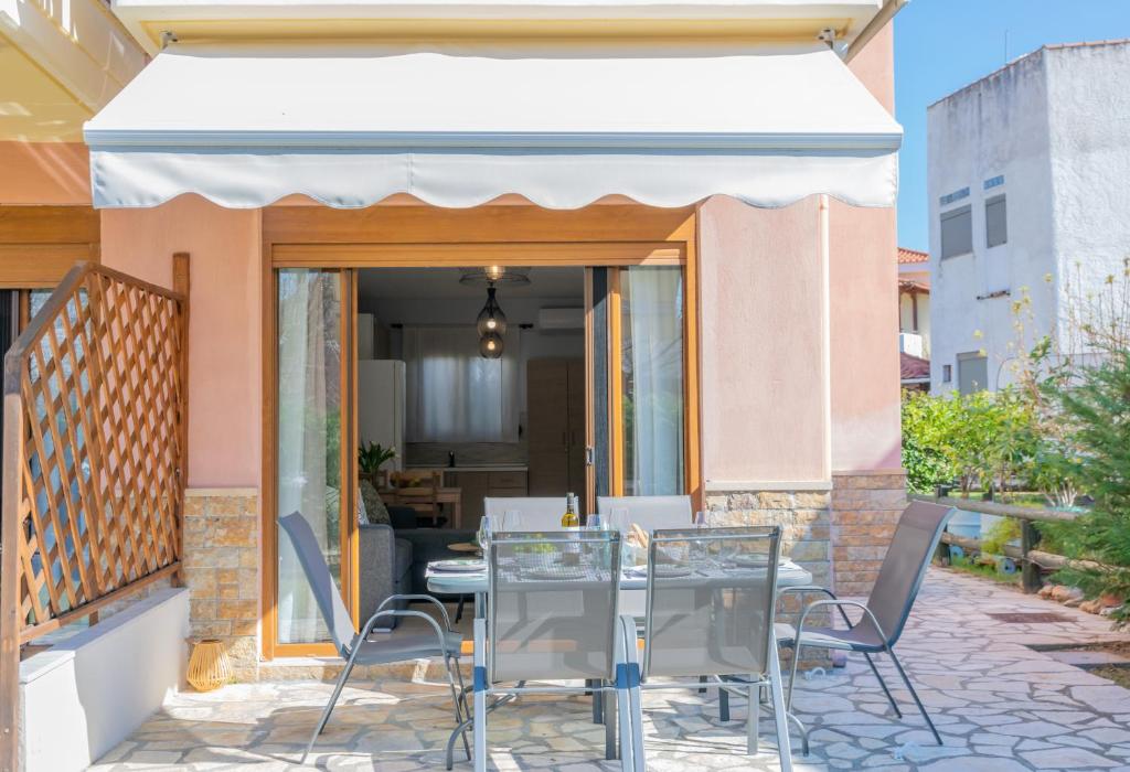 A balcony or terrace at khouse - Personal Paradise