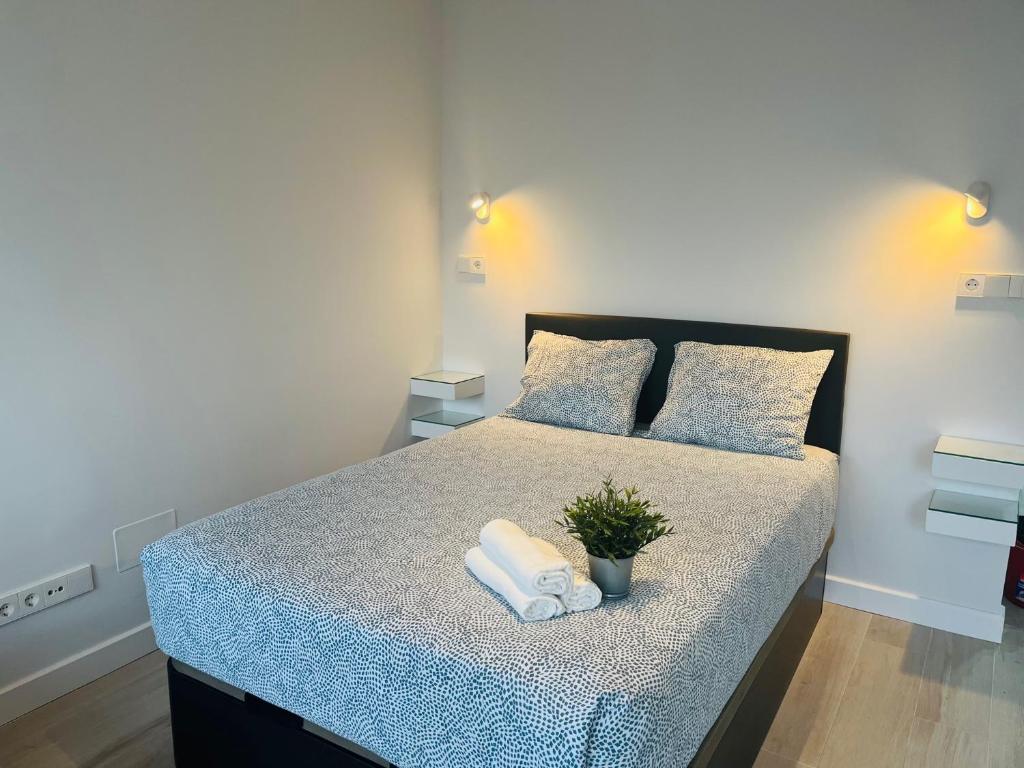 Pisos con Piscina Barrio Exclusivo-WizinkCenter alquiler temporada - Standard Studio 1