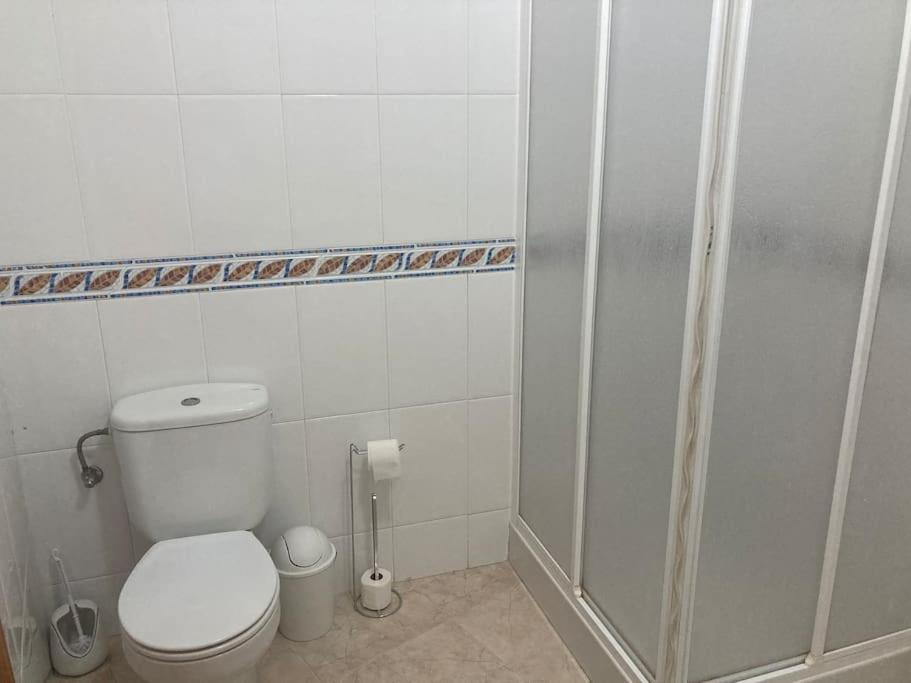 A bathroom at Casa Cueva Rural Estación de Guadix
