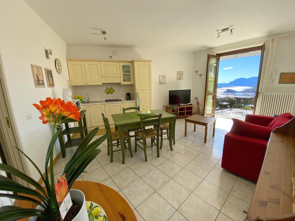 Kuchyň nebo kuchyňský kout v ubytování Appartamento Fioribelli - Lago di Como