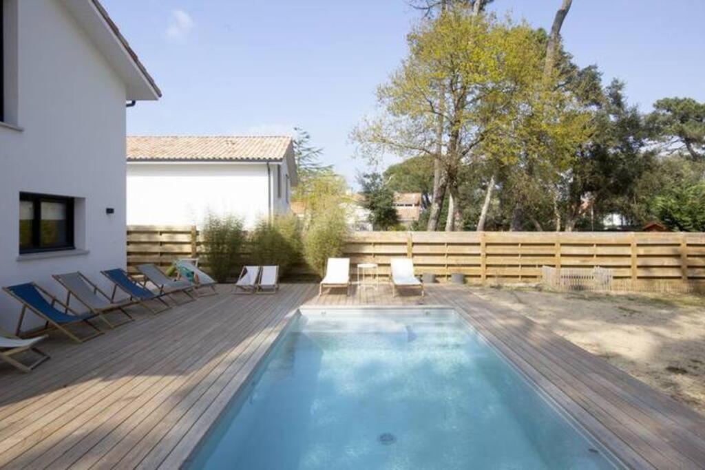 Basen w obiekcie Superbe villa 5* avec piscine chauffée lub w pobliżu