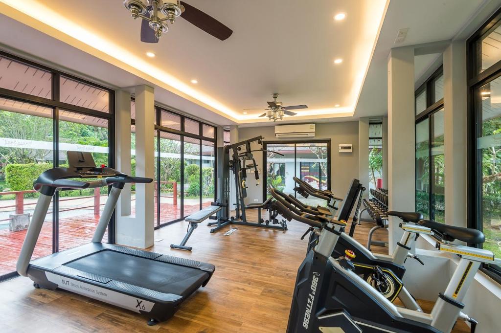 Fitness centrum a/nebo fitness zařízení v ubytování Lanta Sand Resort & Spa