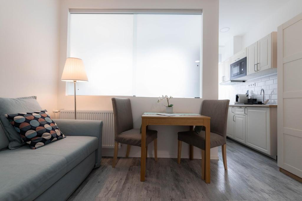 Roomstore Studio Apartments - Resim 9