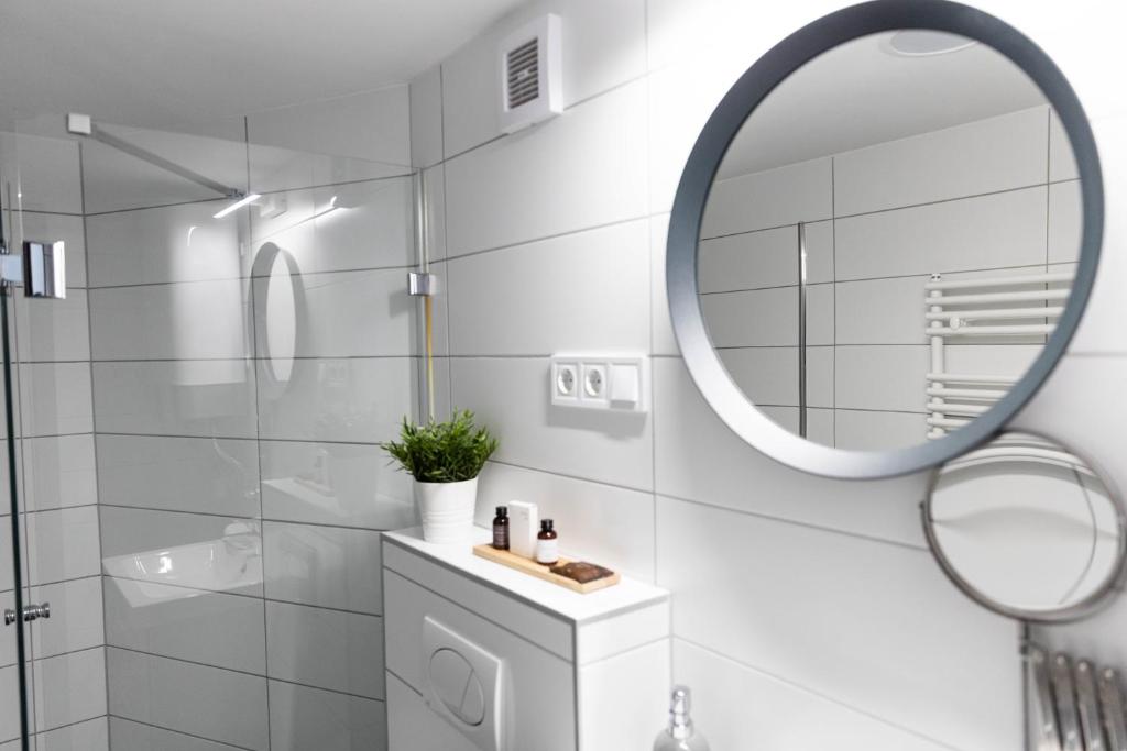 Koupelna v ubytování Roomstore Studio Apartments