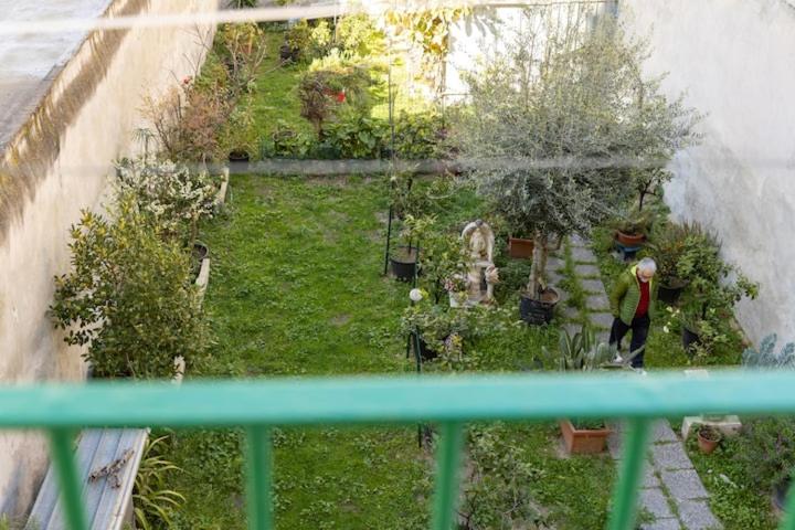 A garden outside Dimora Sorriso