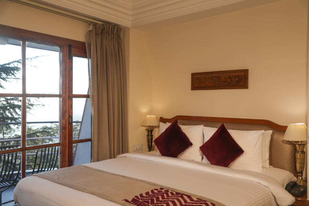 Marigold Sarovar Portico Shimla - 瑞士复式小屋谷面向02卧室 + 01客厅