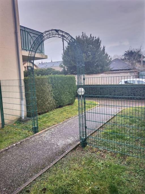Zdjęcie z galerii obiektu Le Joyau Caché Bourg 13 w mieście Évreux