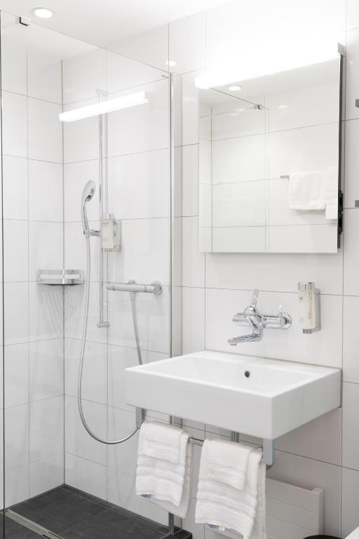 Koupelna v ubytování Hotel Sursee
